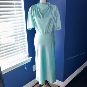 Karen Millen Satin Cowl Neck Woven Midi Dress – Mint – Size 12 – NWT